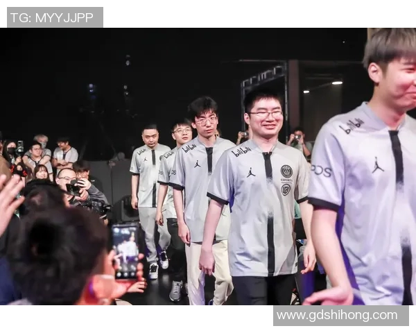 深入分析S15电竞DOTA2中IG战队的团队配合与战术策略探讨 深入分析S15电竞DOTA2中IG战队的团队配合与战术策略探讨
